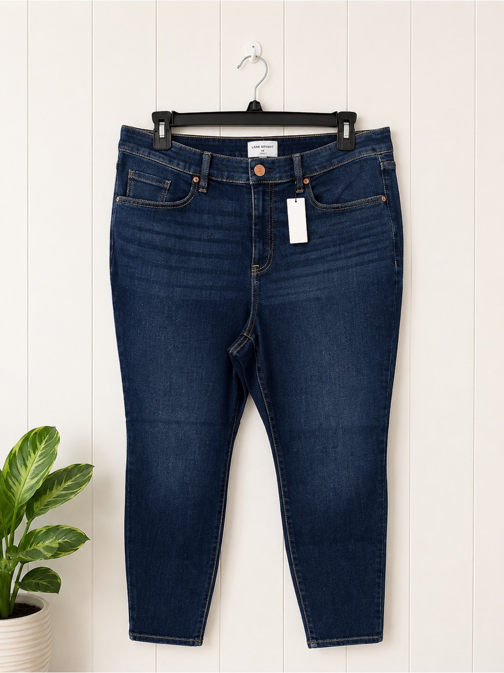 NWT New Lane Bryant Mid Rise Skinny Jeans 18 Short